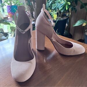 ASOS Blush Suede Dreamy Almond Toe Coquette Ankle Strap Block Heels-Size 6